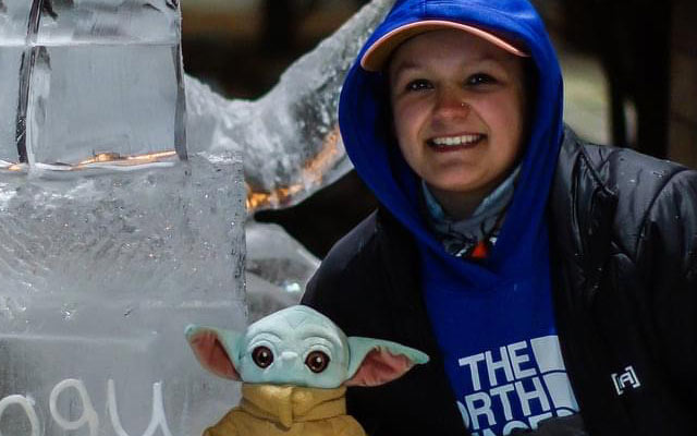 Samantha Moore, Ice Carver